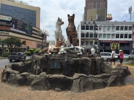 Monument to cats